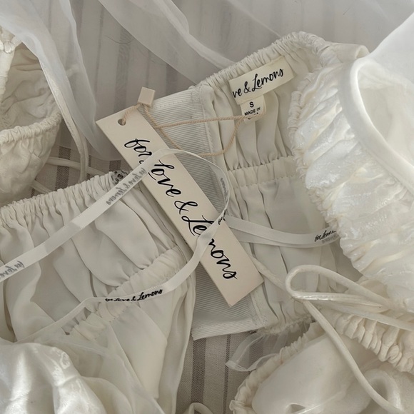 NWT for love and lemons Gabrielle Top puffy sleeves lingerie-inspired boho - Picture 8 of 10